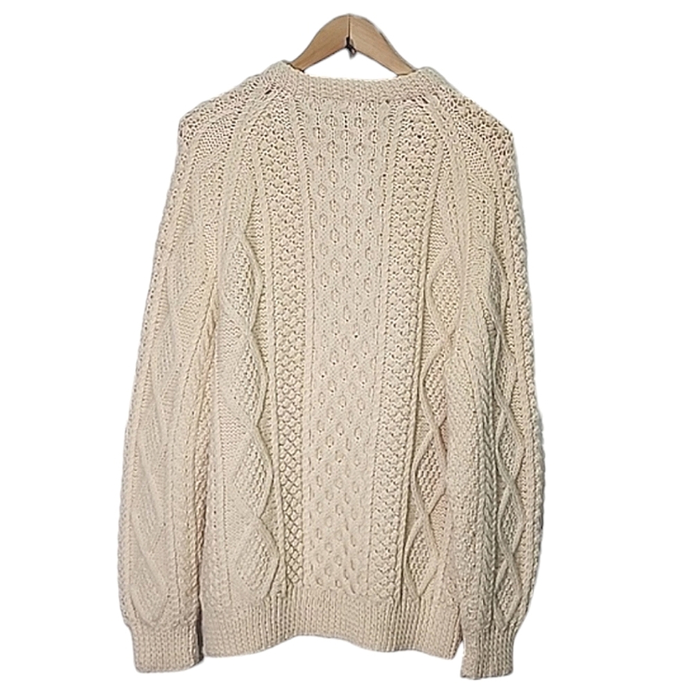 Aran Hand knitted pure wool button-up cardigan size measurements in description - Picture 4 of 4